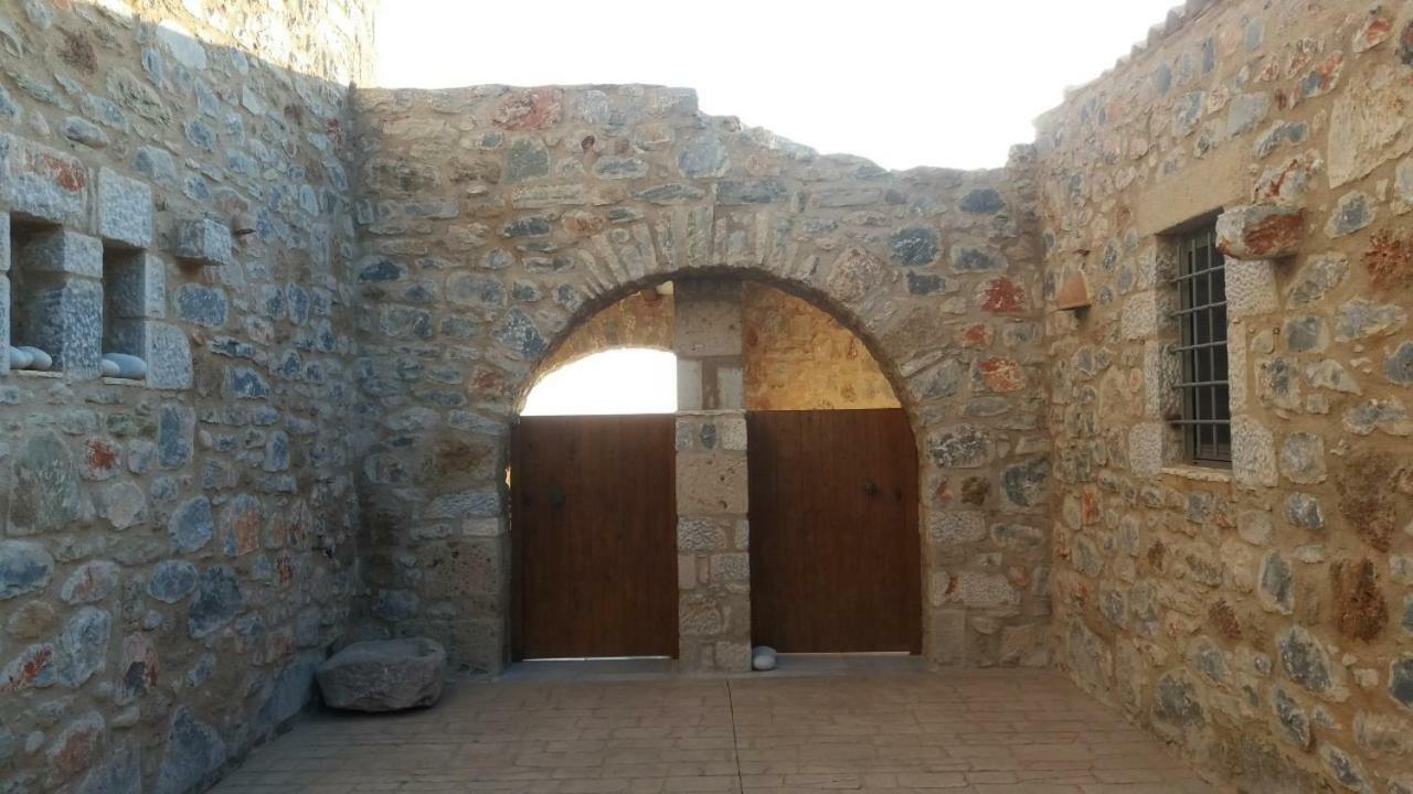 Apartmán Pogonitsa Kotronion  Exteriér fotografie
